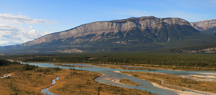 The Palisades from the Overlander Trail